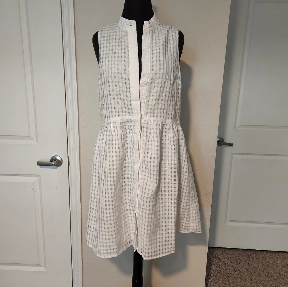 Tuckernuck White Textured Button-Down Top - Picture 4 of 12